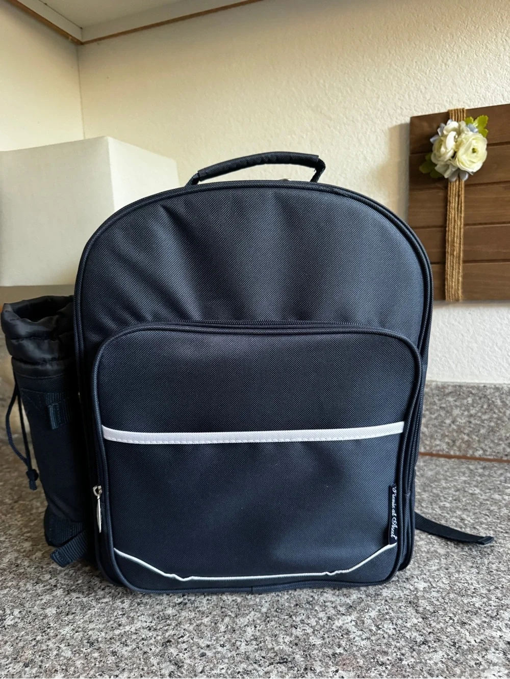 Picnic at Ascot Deluxe 4 Person Picnic Backpack Set